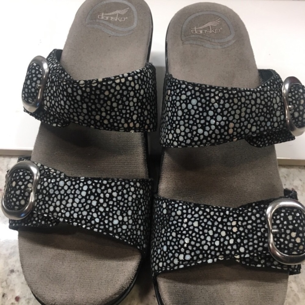 Great Used Condition Dansko Sandals